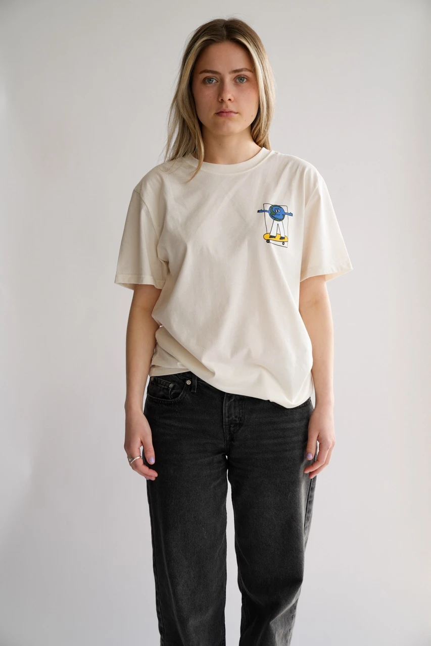 Happy Tee detail